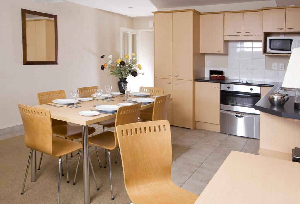 Voyager Apartments Taupo Oda fotoğraf